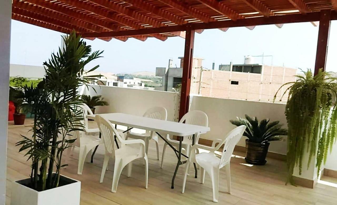 Hospedaje Luna Llena San Vicente de Cañete Exterior photo