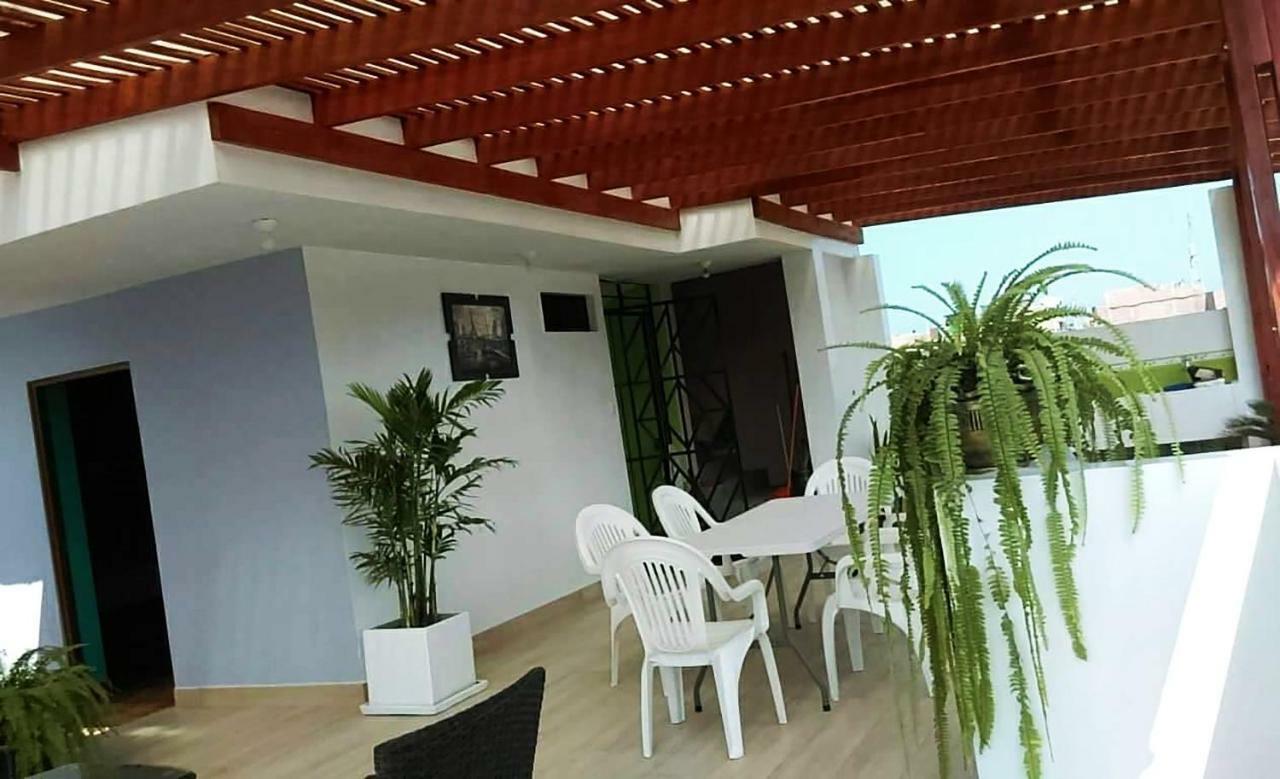 Hospedaje Luna Llena San Vicente de Cañete Exterior photo
